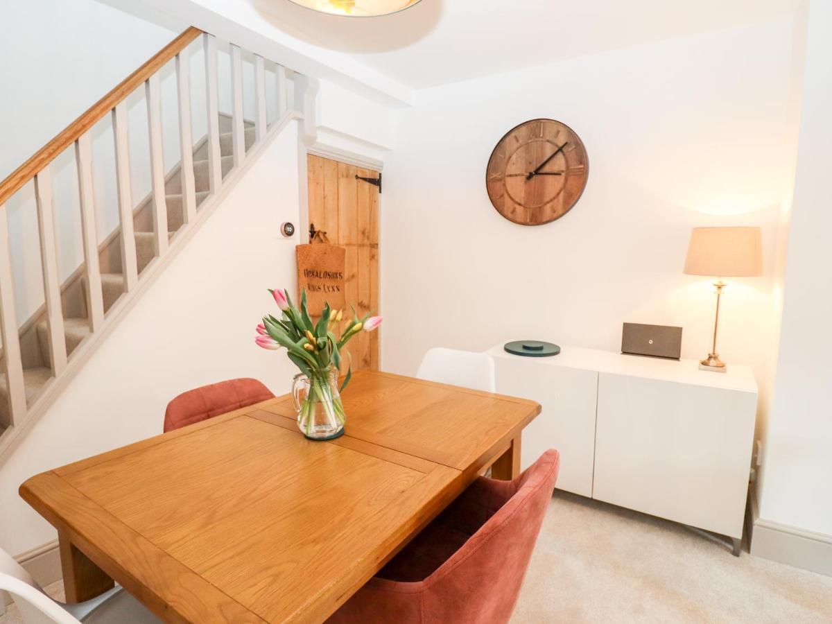 Touchstone Cottage Stratford-upon-Avon Extérieur photo