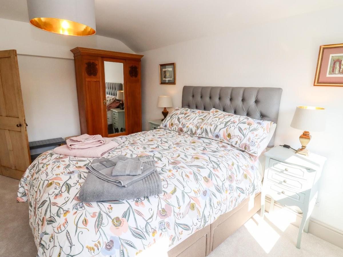 Touchstone Cottage Stratford-upon-Avon Extérieur photo